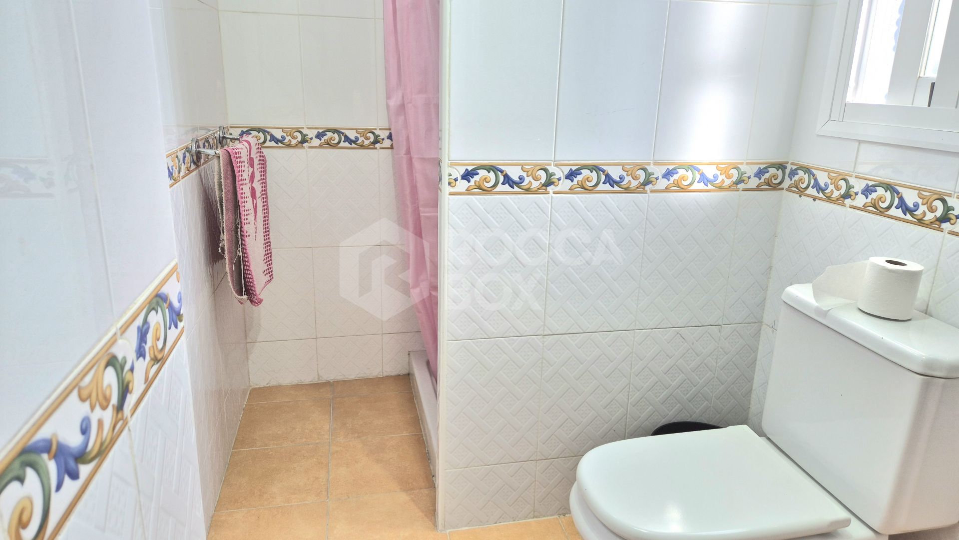 Townhouse with Panoramic Views and Solarium in Alhaurín Golf