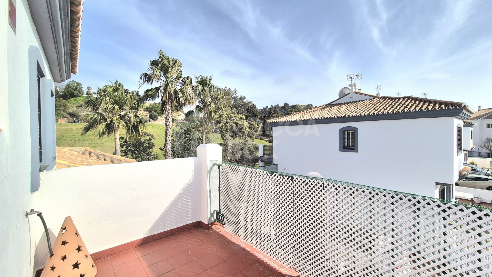 Townhouse with Panoramic Views and Solarium in Alhaurín Golf