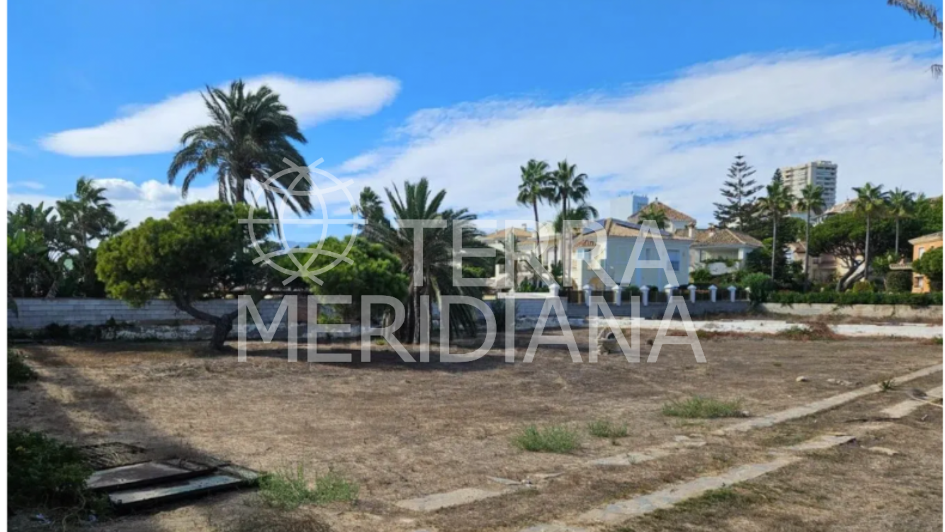 Plot in El Rosario, Marbella
