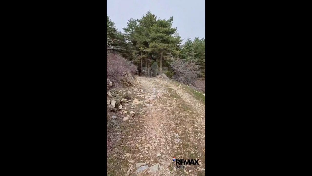 Dzialka w Güejar Sierra