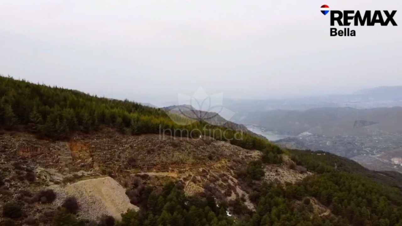 Plot in Güejar Sierra