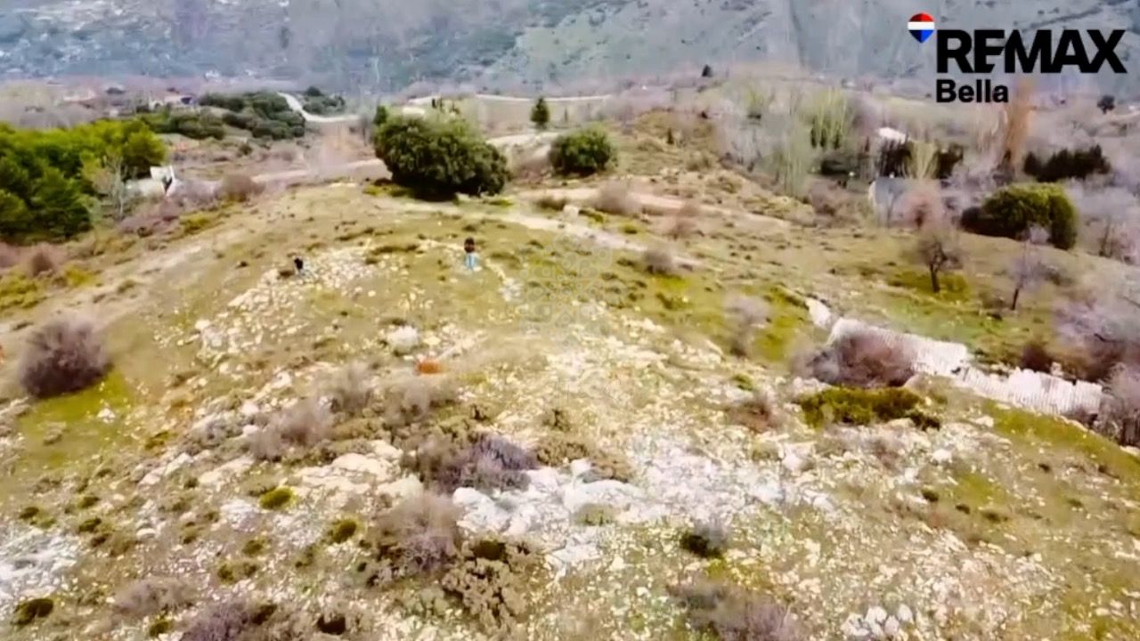 Dzialka w Güejar Sierra