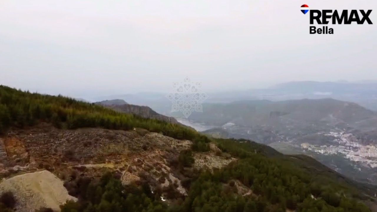 Dzialka w Güejar Sierra