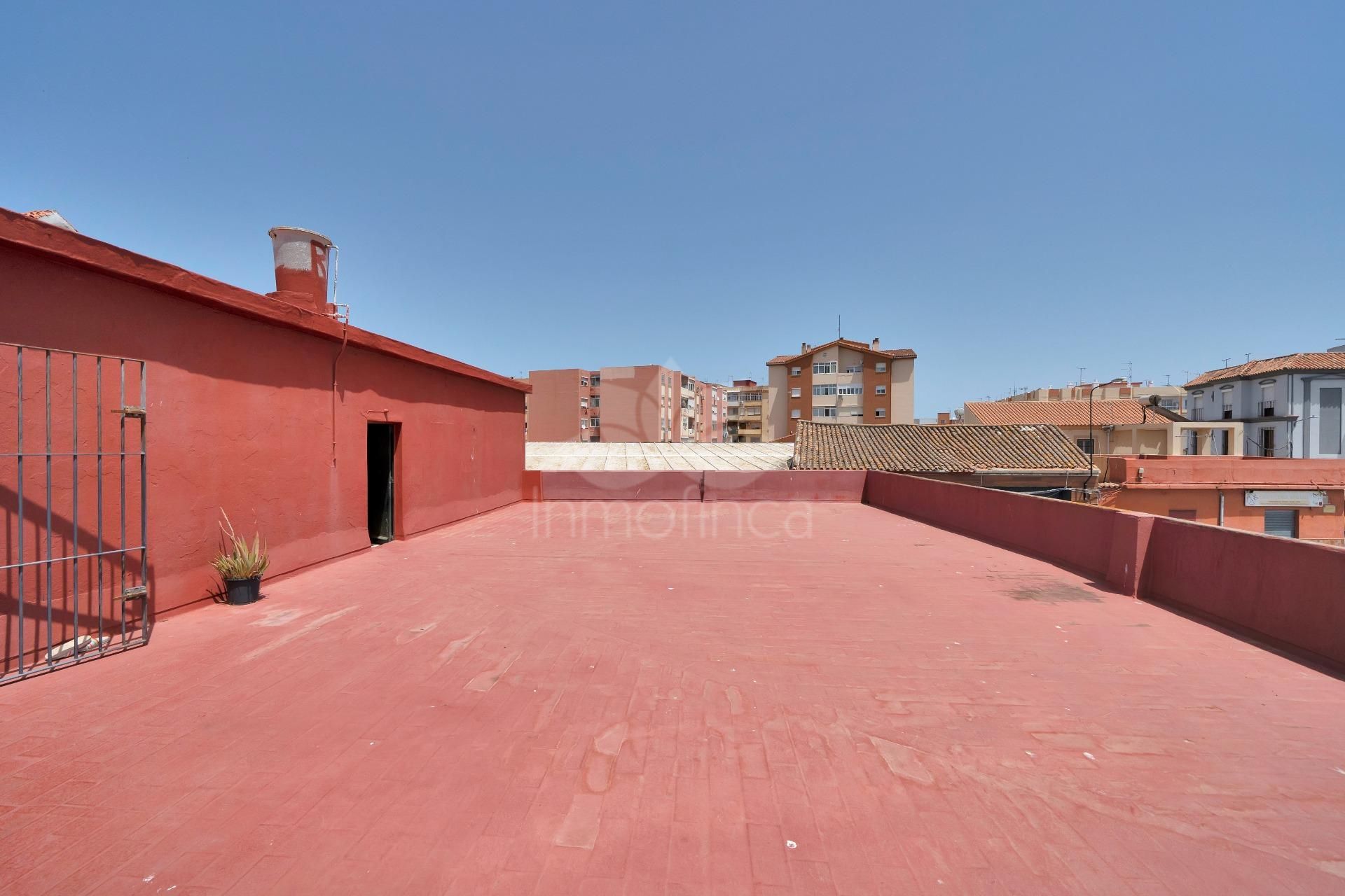 House in La Linea de la Concepcion