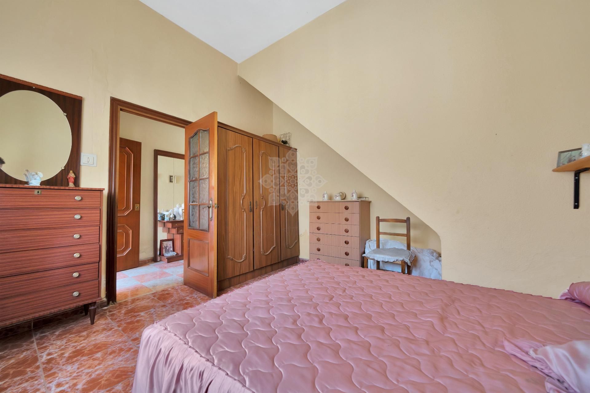 Dom w La Linea de la Concepcion