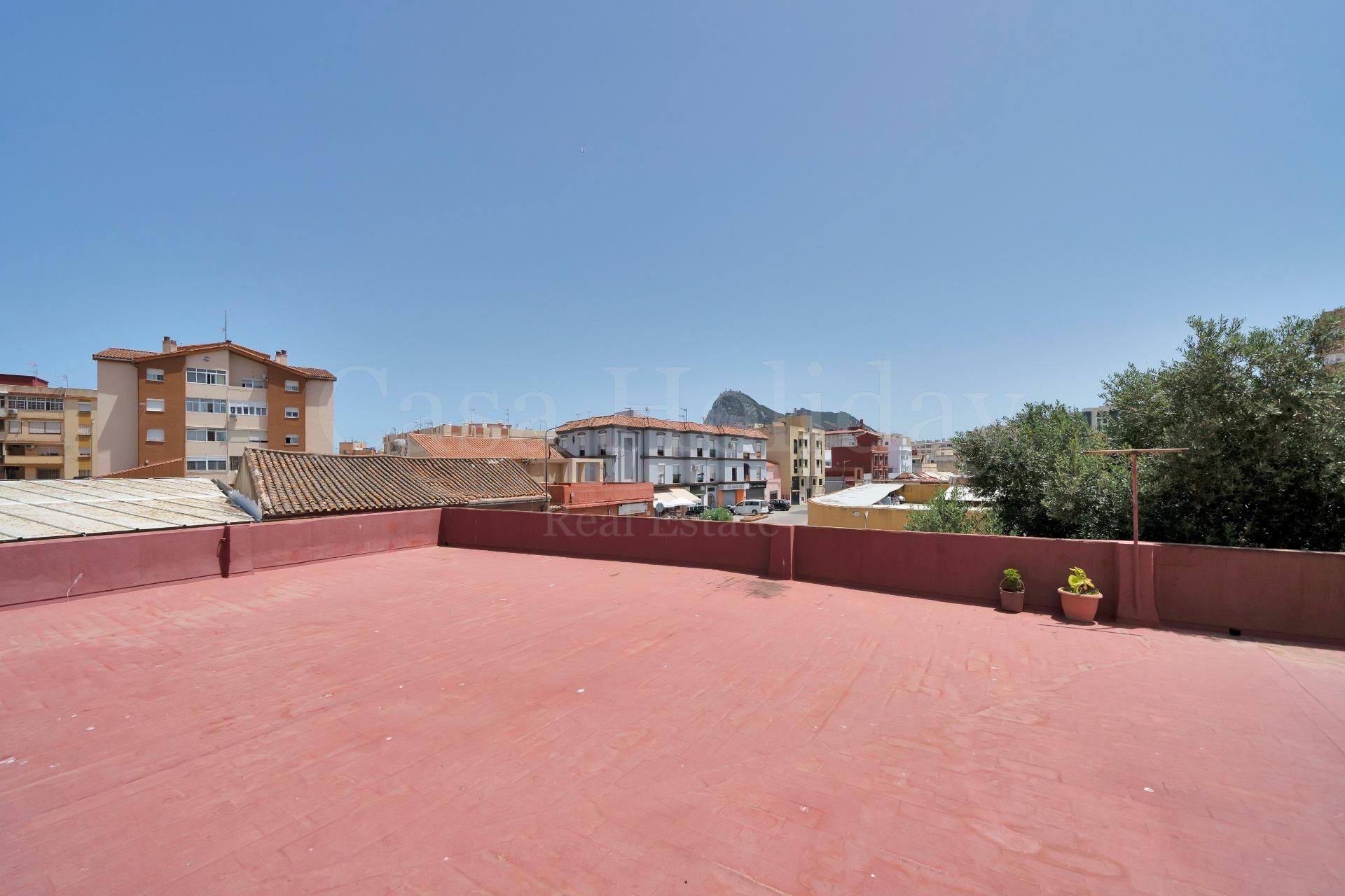 Casa en La Linea de la Concepcion