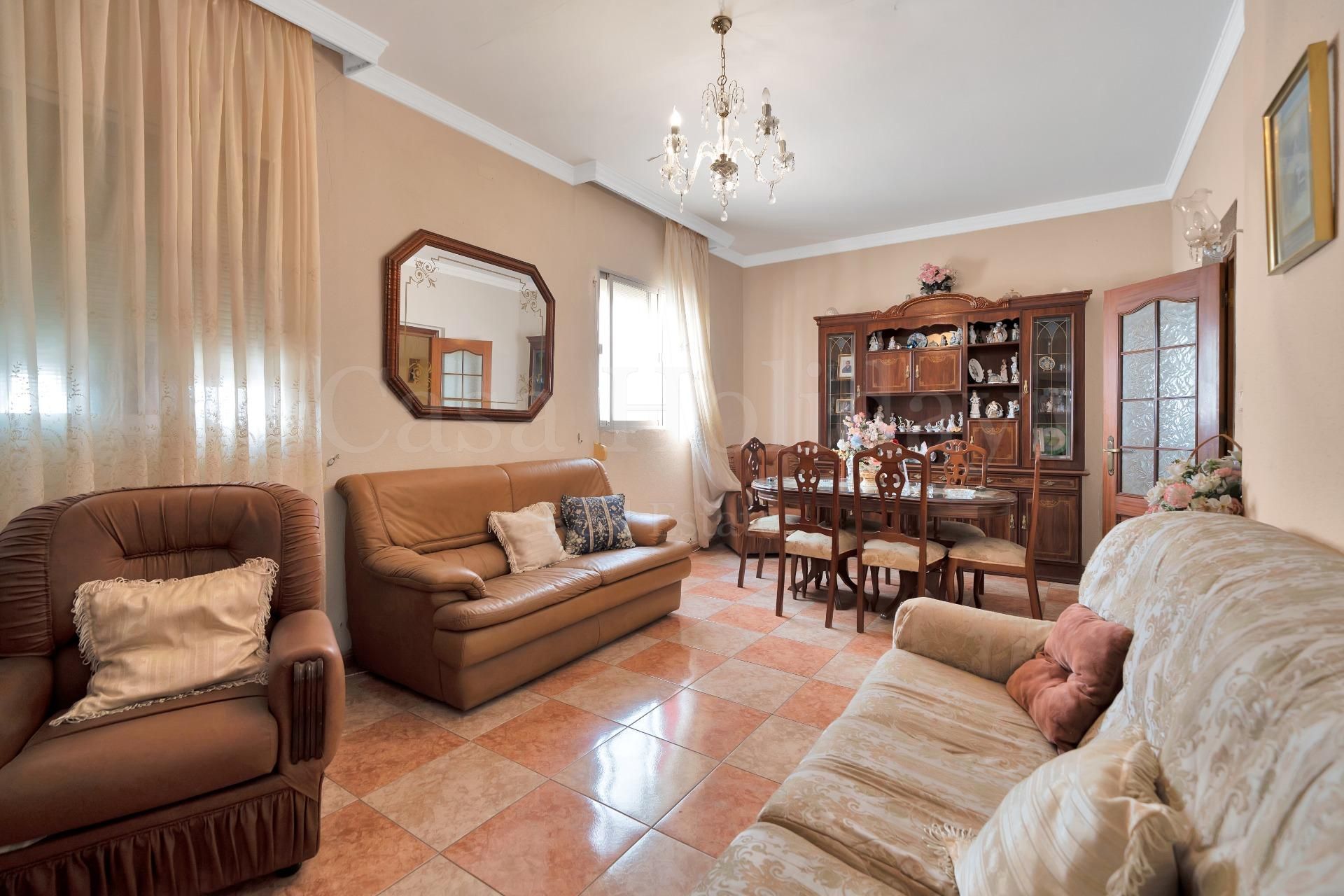 Casa en La Linea de la Concepcion