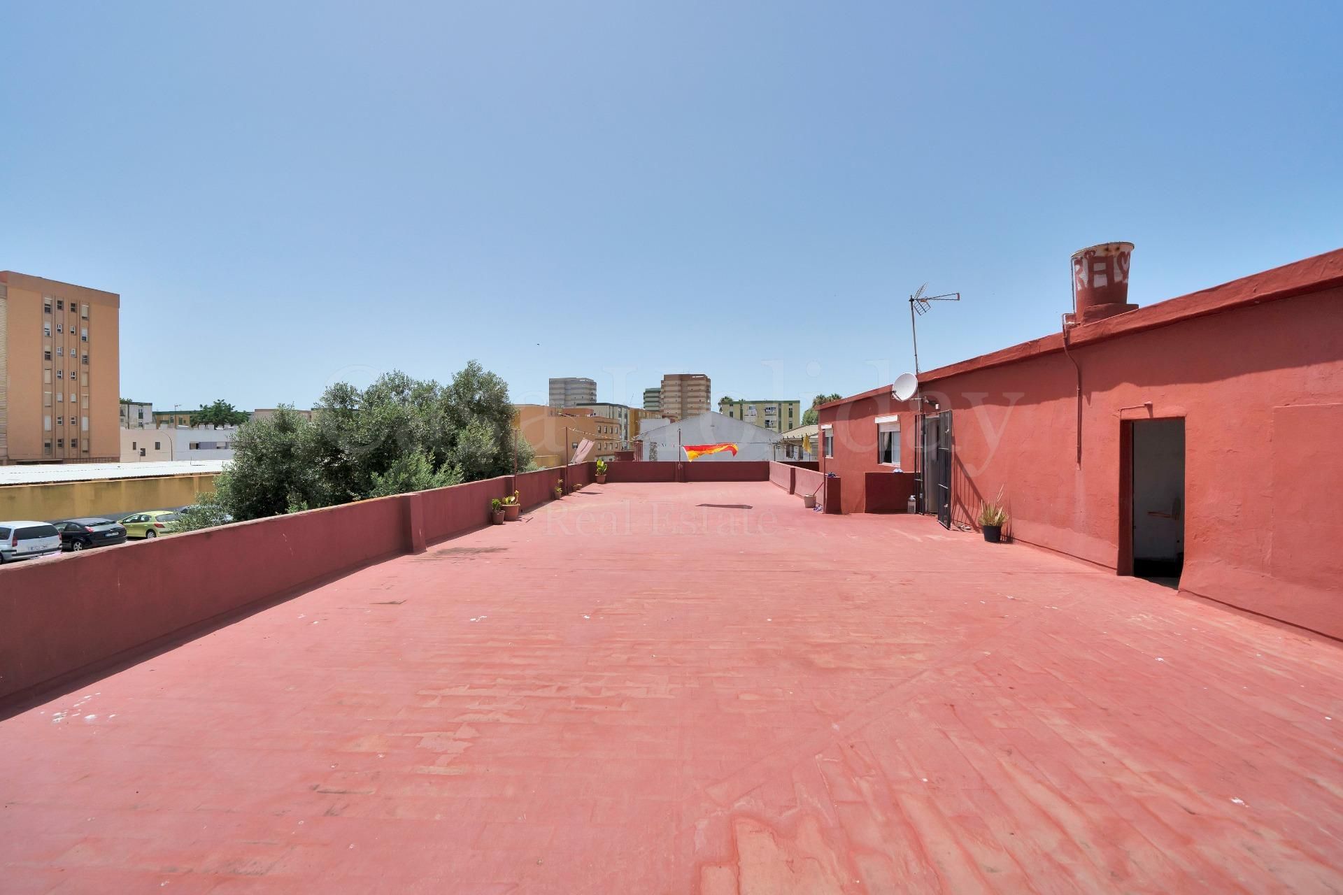 Casa en La Linea de la Concepcion