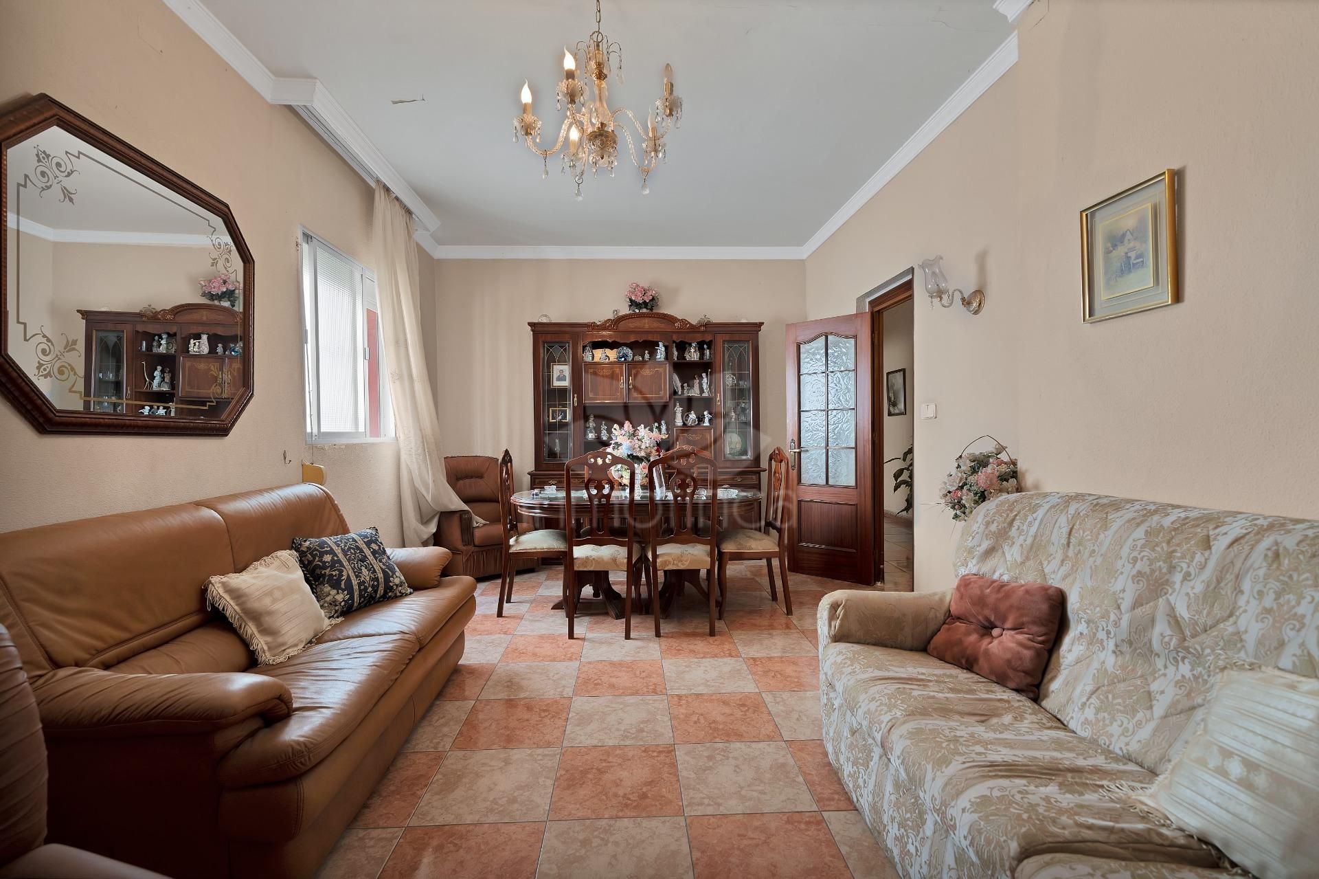 House in La Linea de la Concepcion