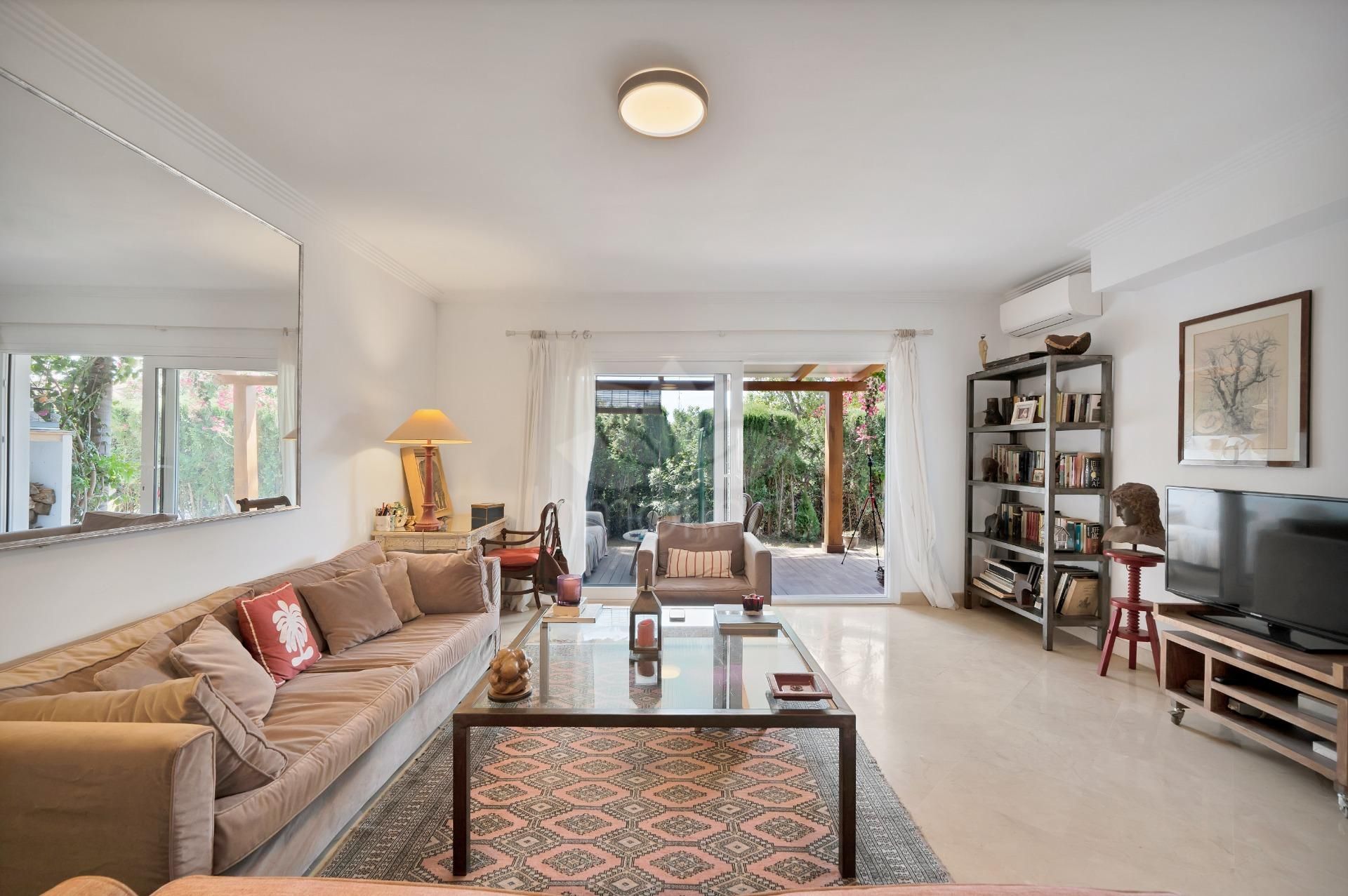 Semi Detached House in Nagüeles, Marbella