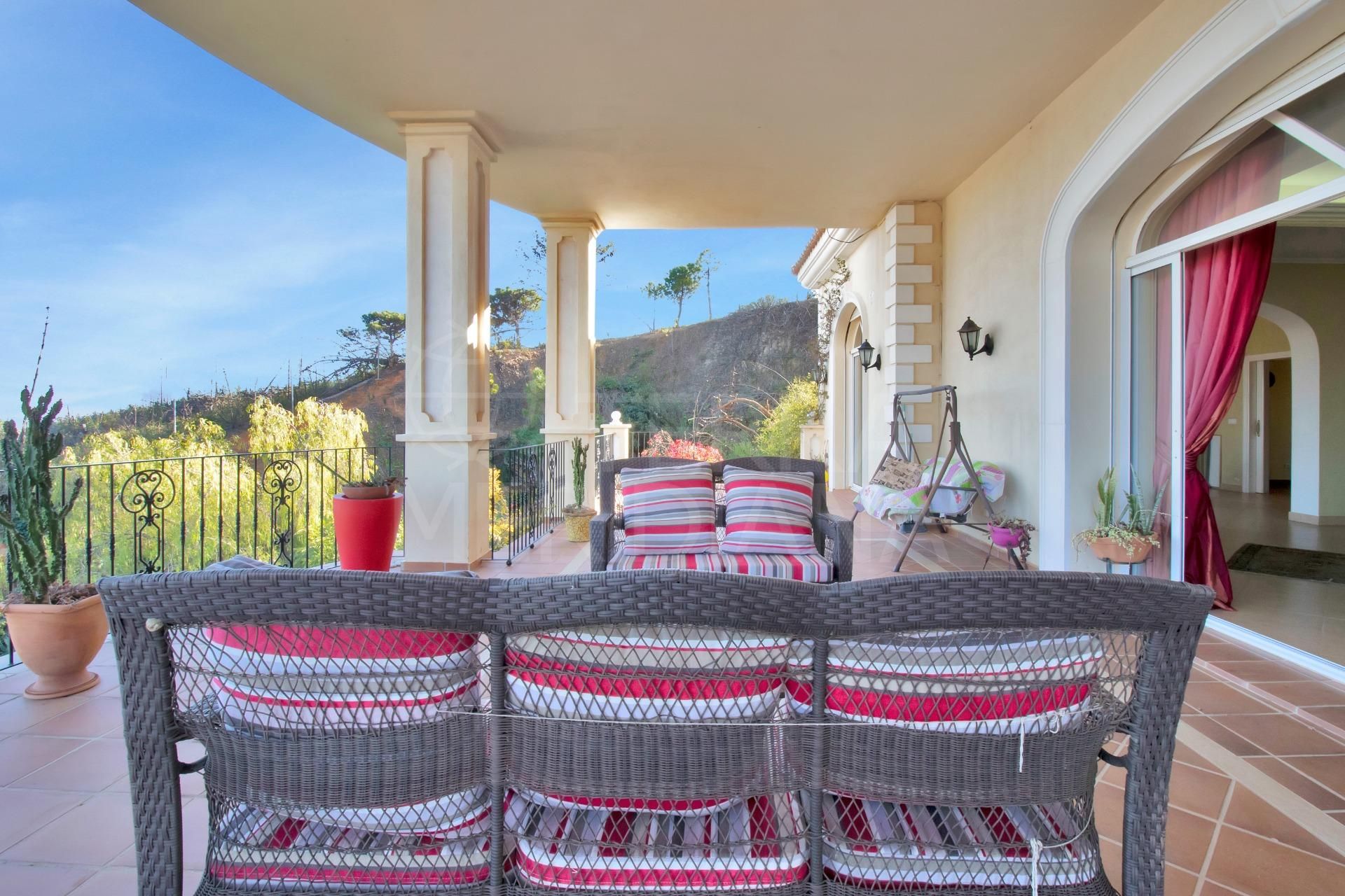 Villa in Estepona