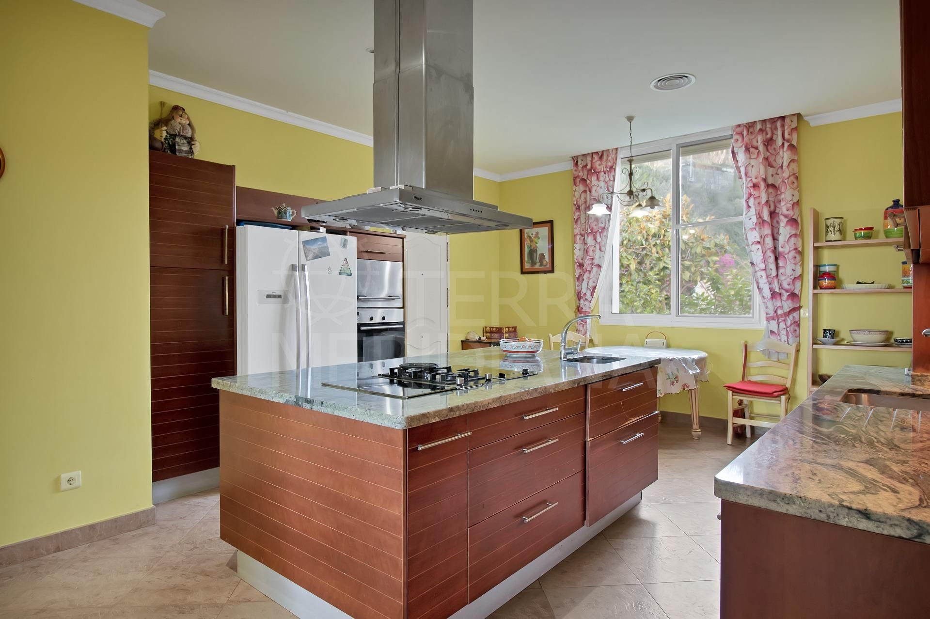 Villa in Estepona
