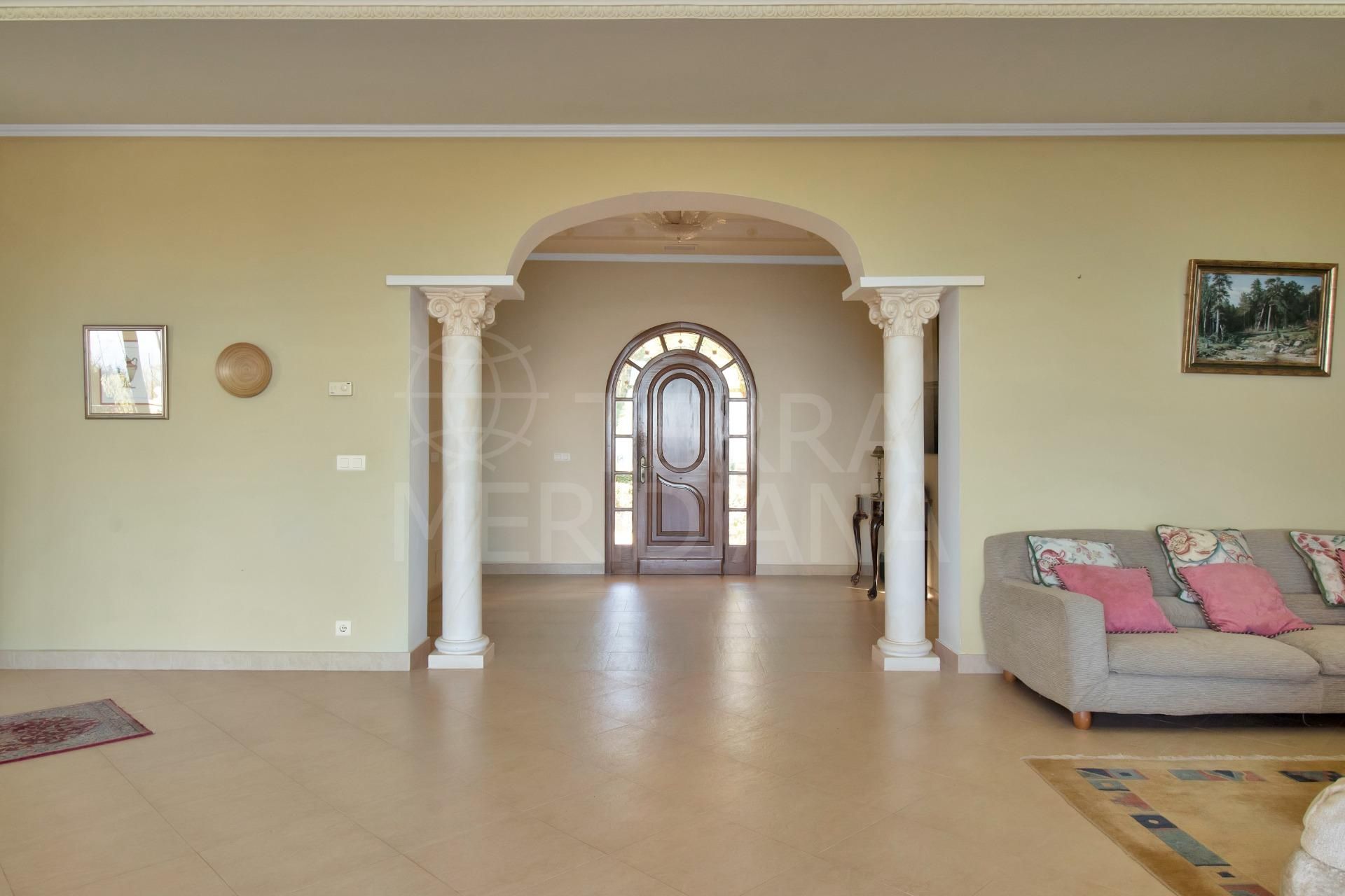 Villa in Estepona