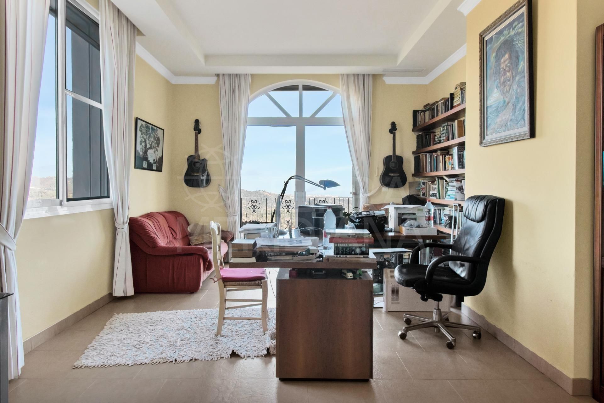 Villa in Estepona