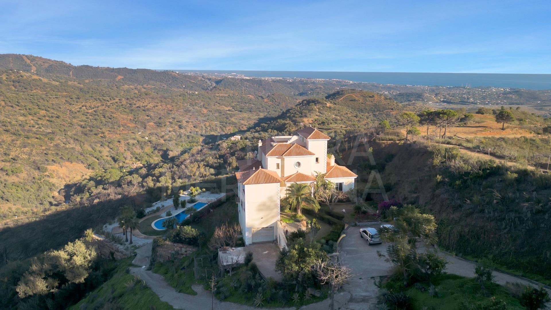 Villa in Estepona