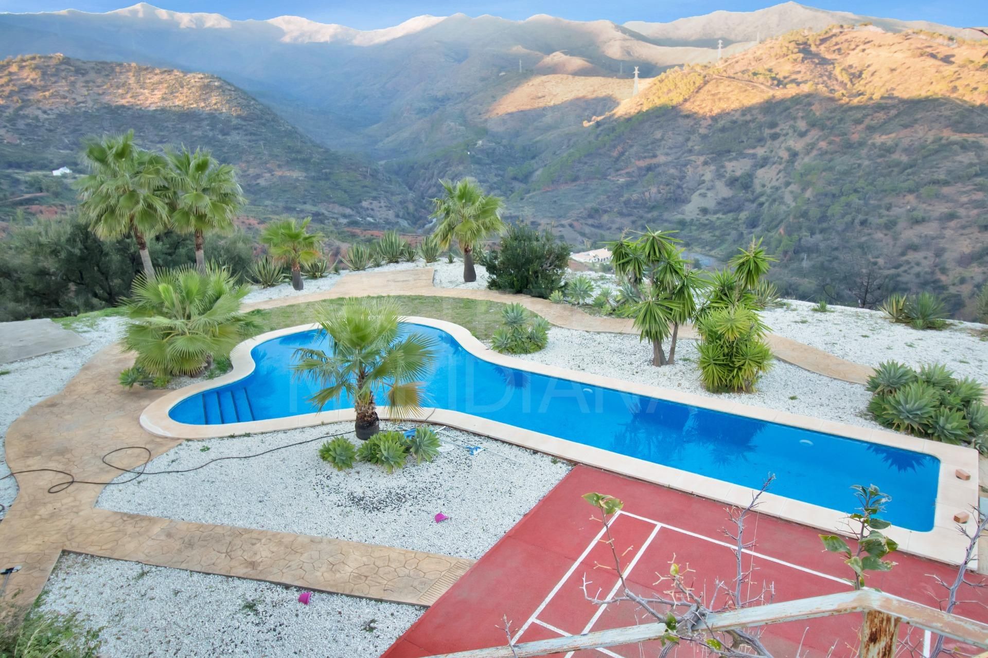 Villa in Estepona