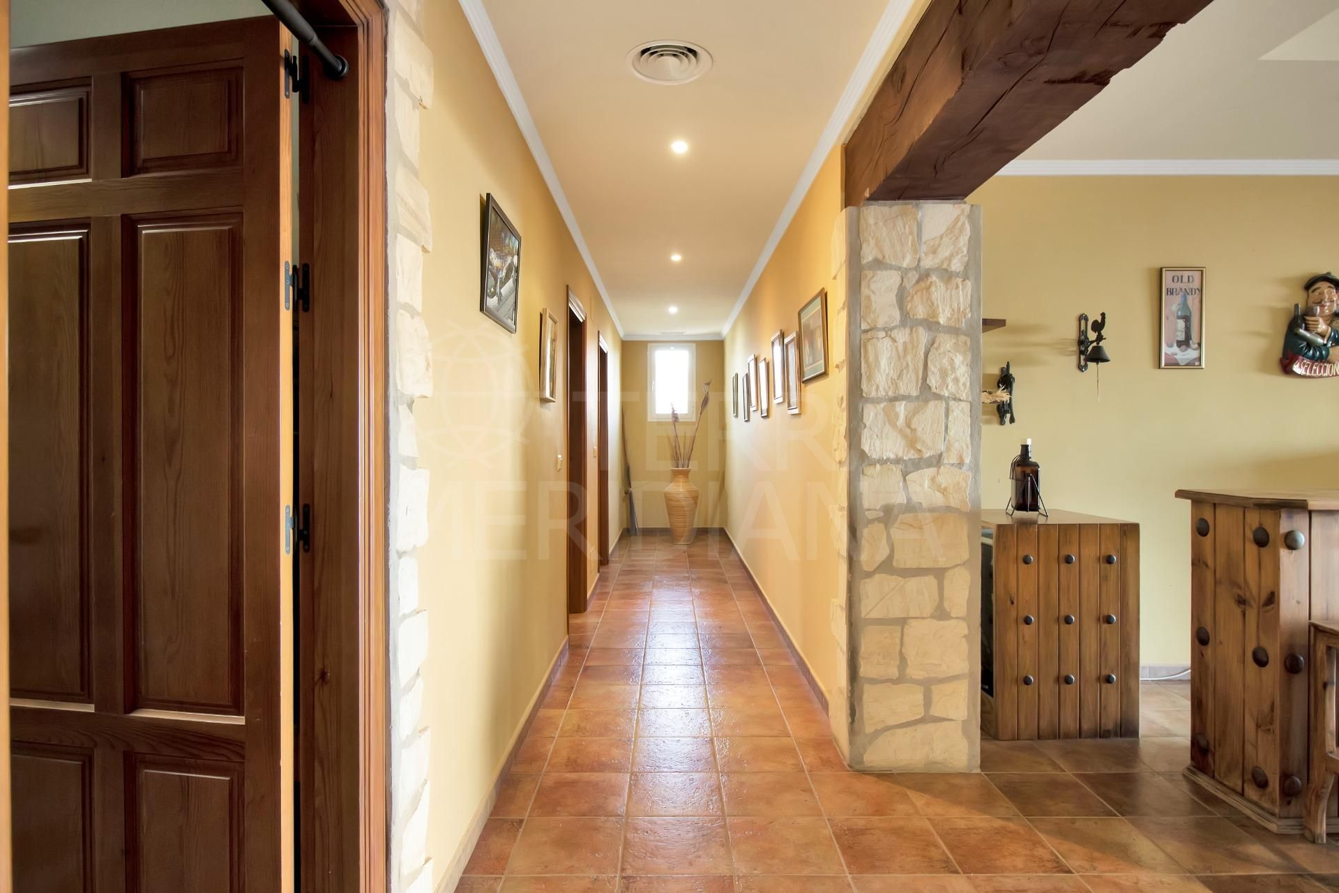 Villa in Estepona