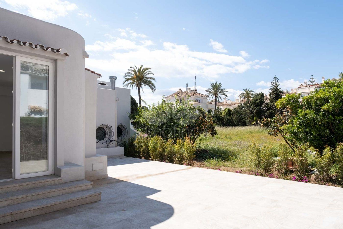 Negocio en El Pilar, Estepona