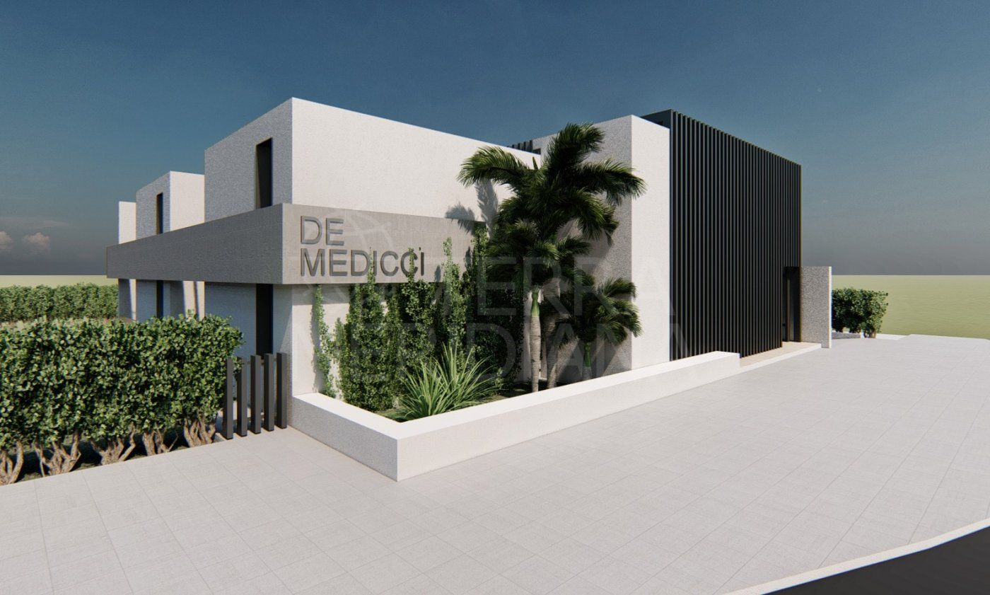 Business in El Pilar, Estepona