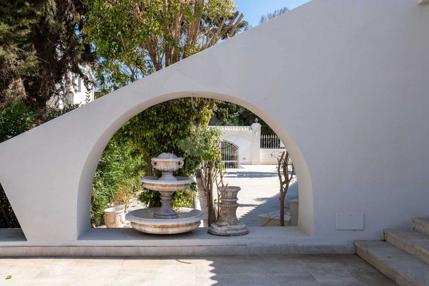 Negocio en El Pilar, Estepona