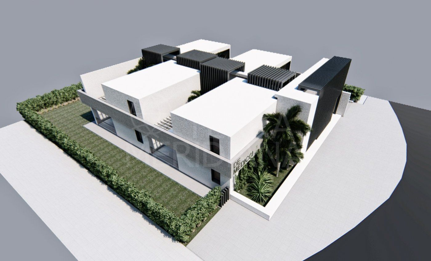 Business in El Pilar, Estepona