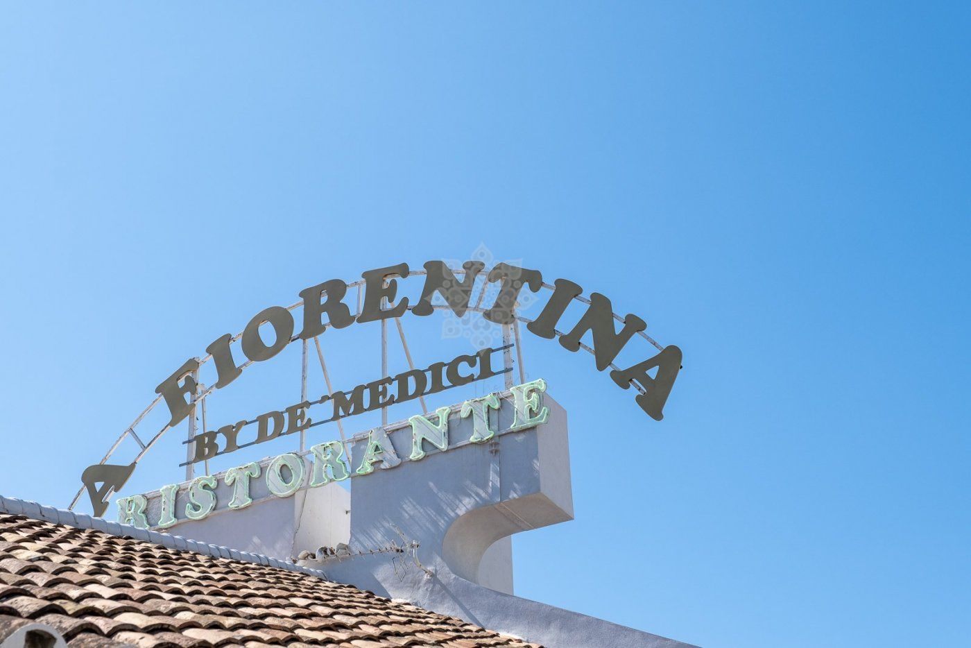 Biznes w El Pilar, Estepona