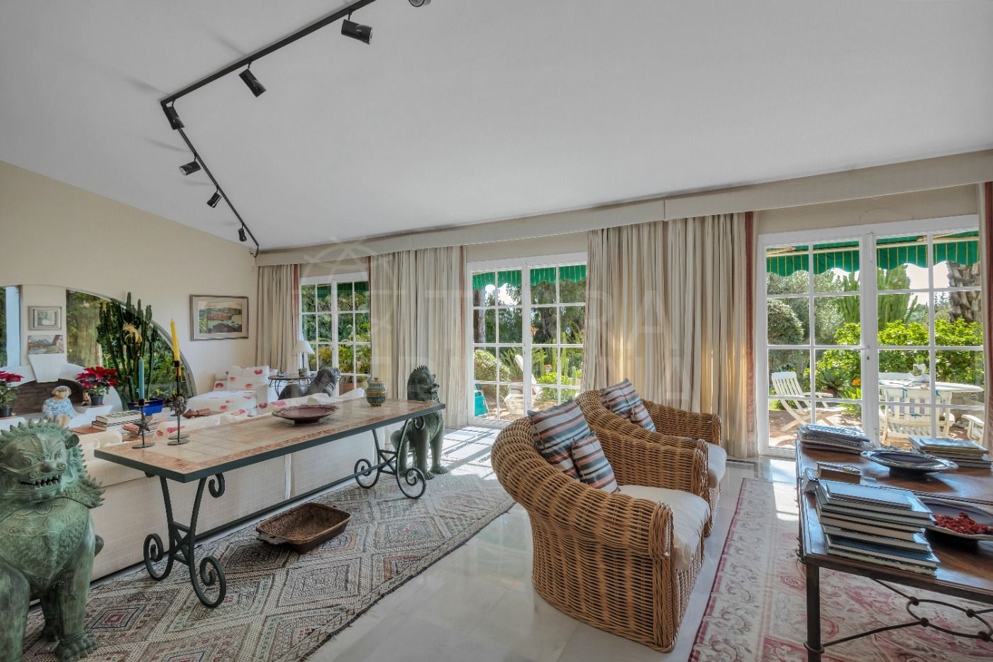 Villa in Atalaya Golf, Estepona