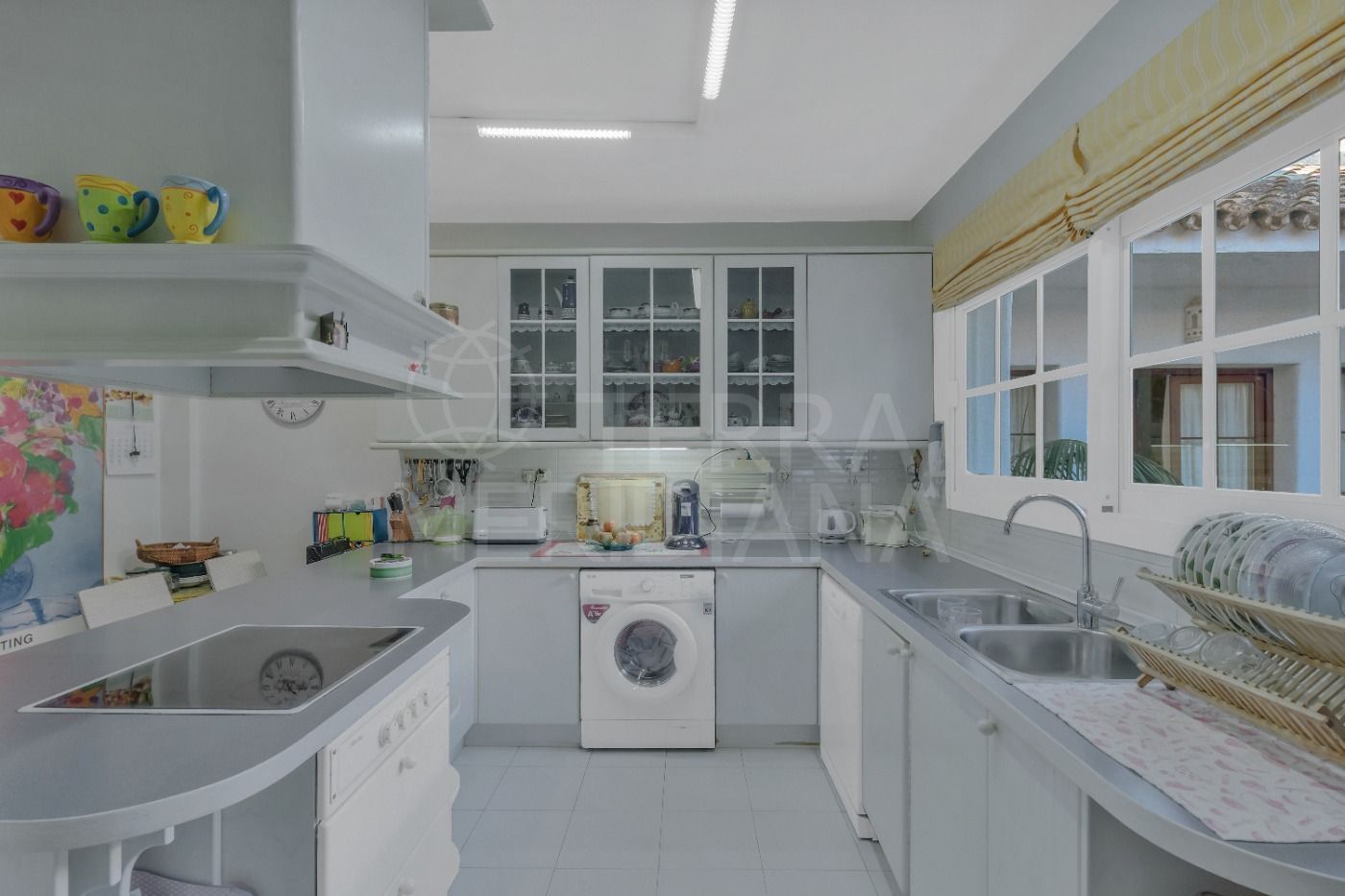 Villa in Atalaya Golf, Estepona