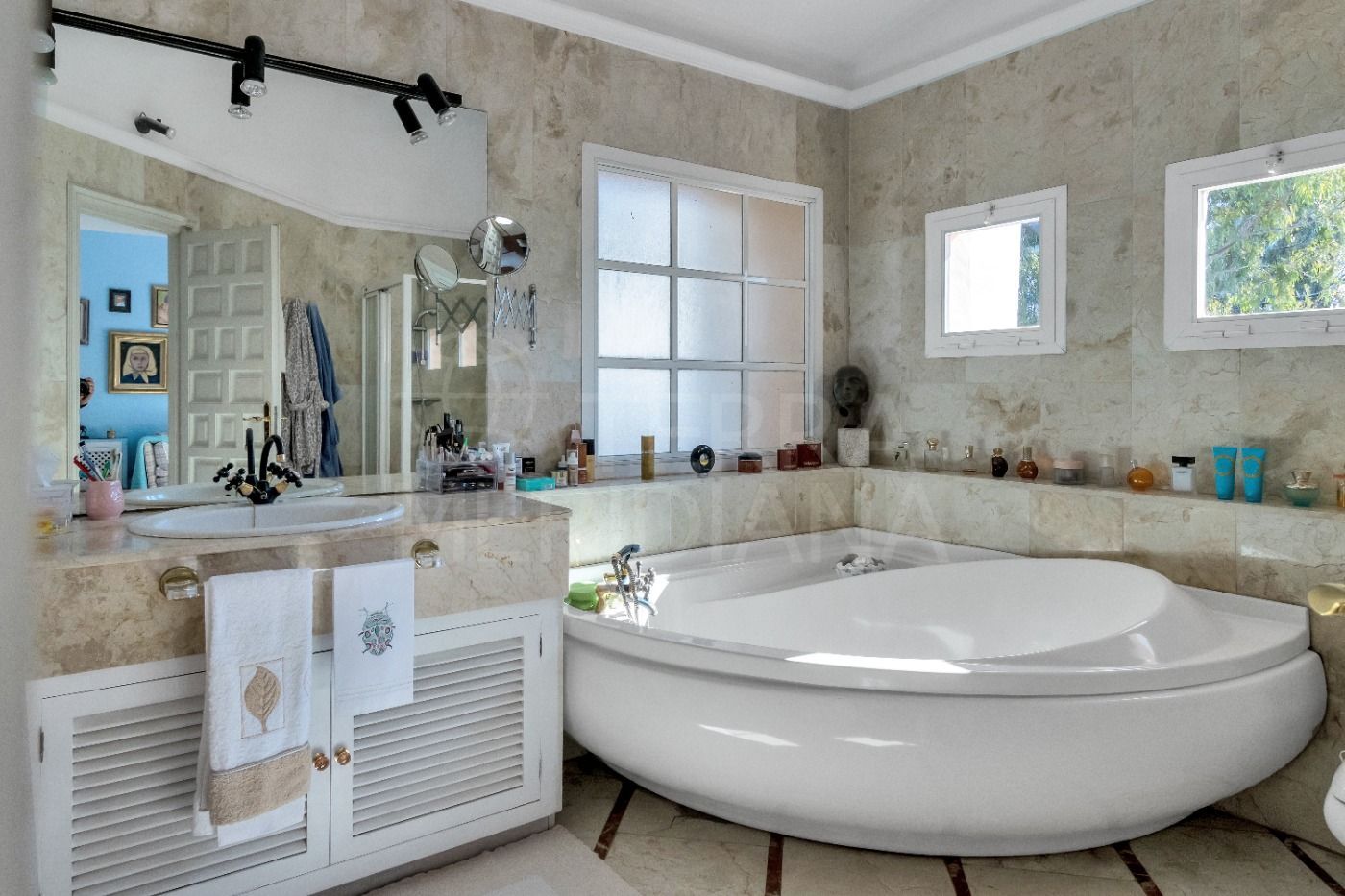 Villa in Atalaya Golf, Estepona