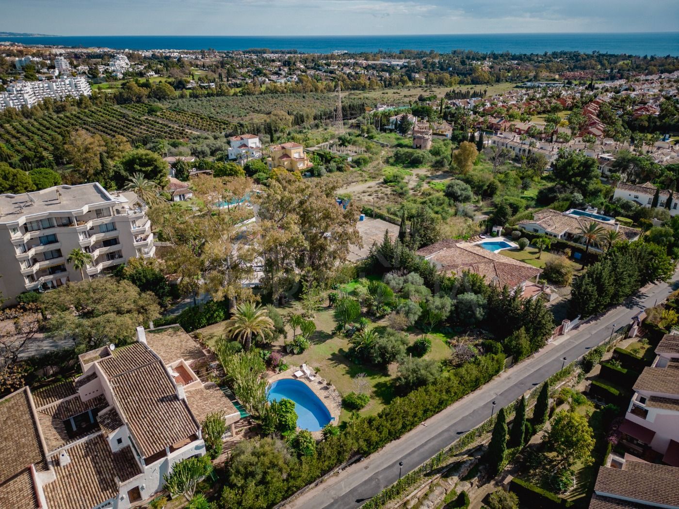 Villa in Atalaya Golf, Estepona