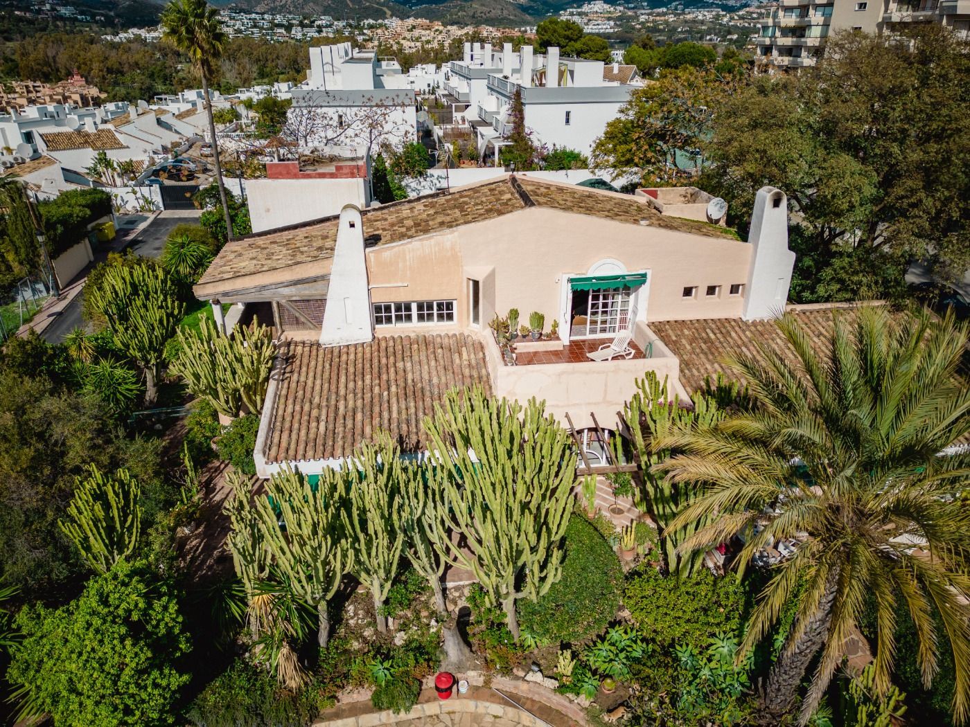 Villa in Atalaya Golf, Estepona