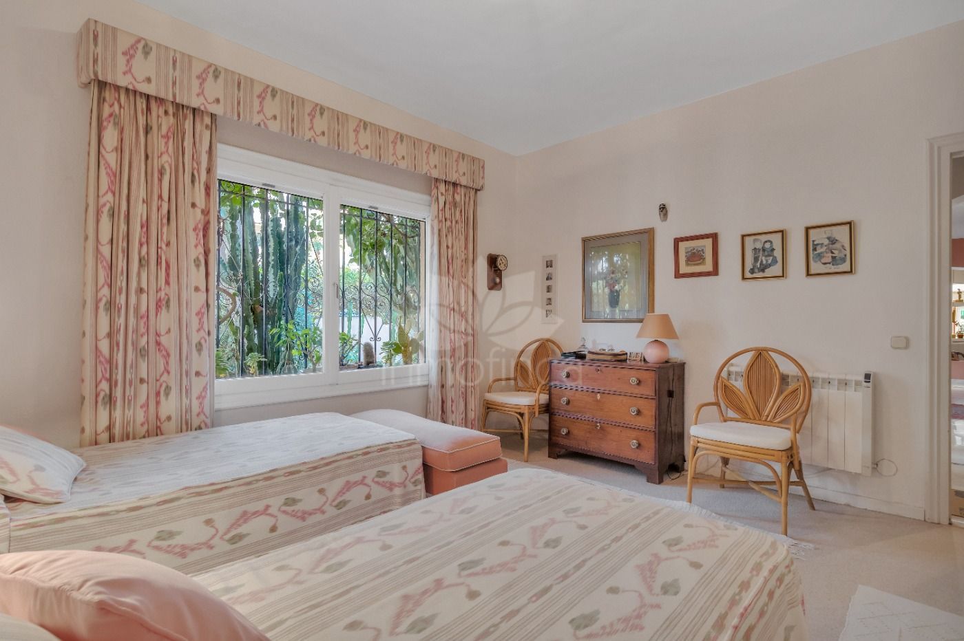 Villa in Atalaya Golf, Estepona