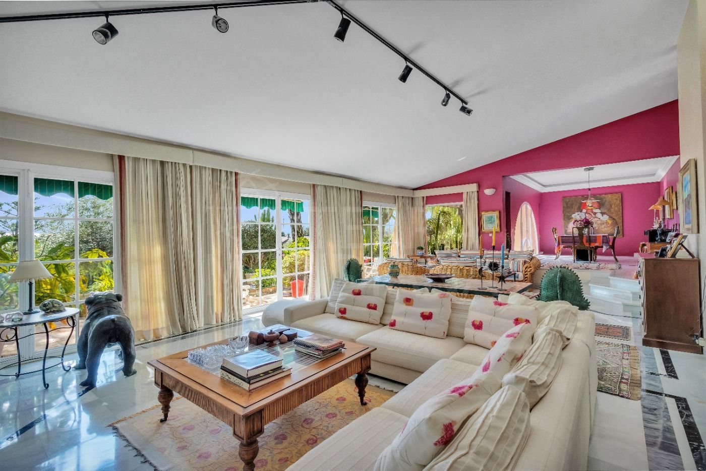 Villa in Atalaya Golf, Estepona