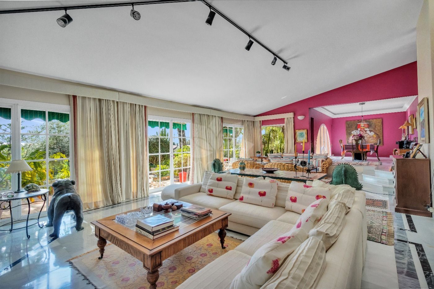 Villa in Atalaya Golf, Estepona