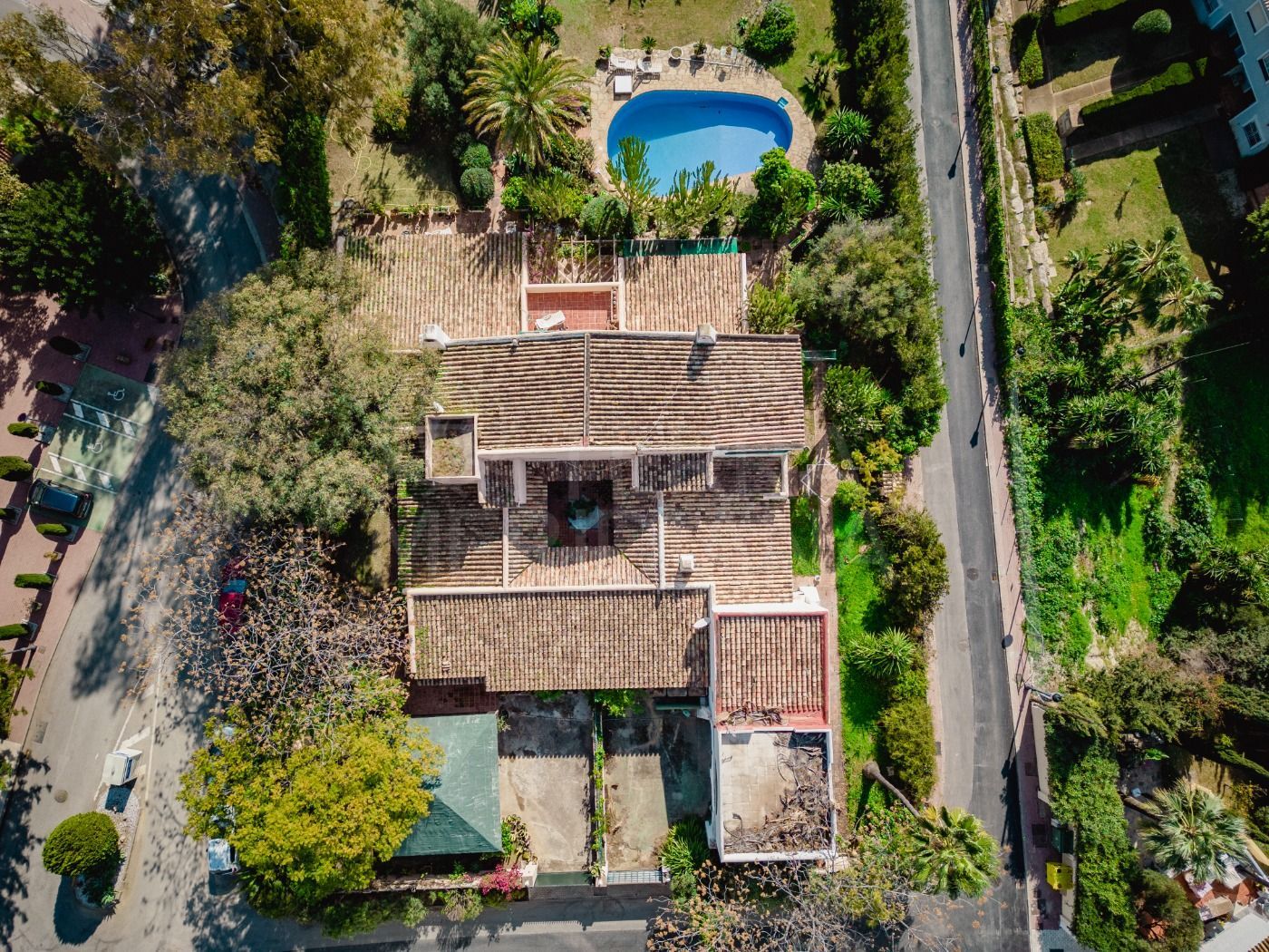 Villa in Atalaya Golf, Estepona