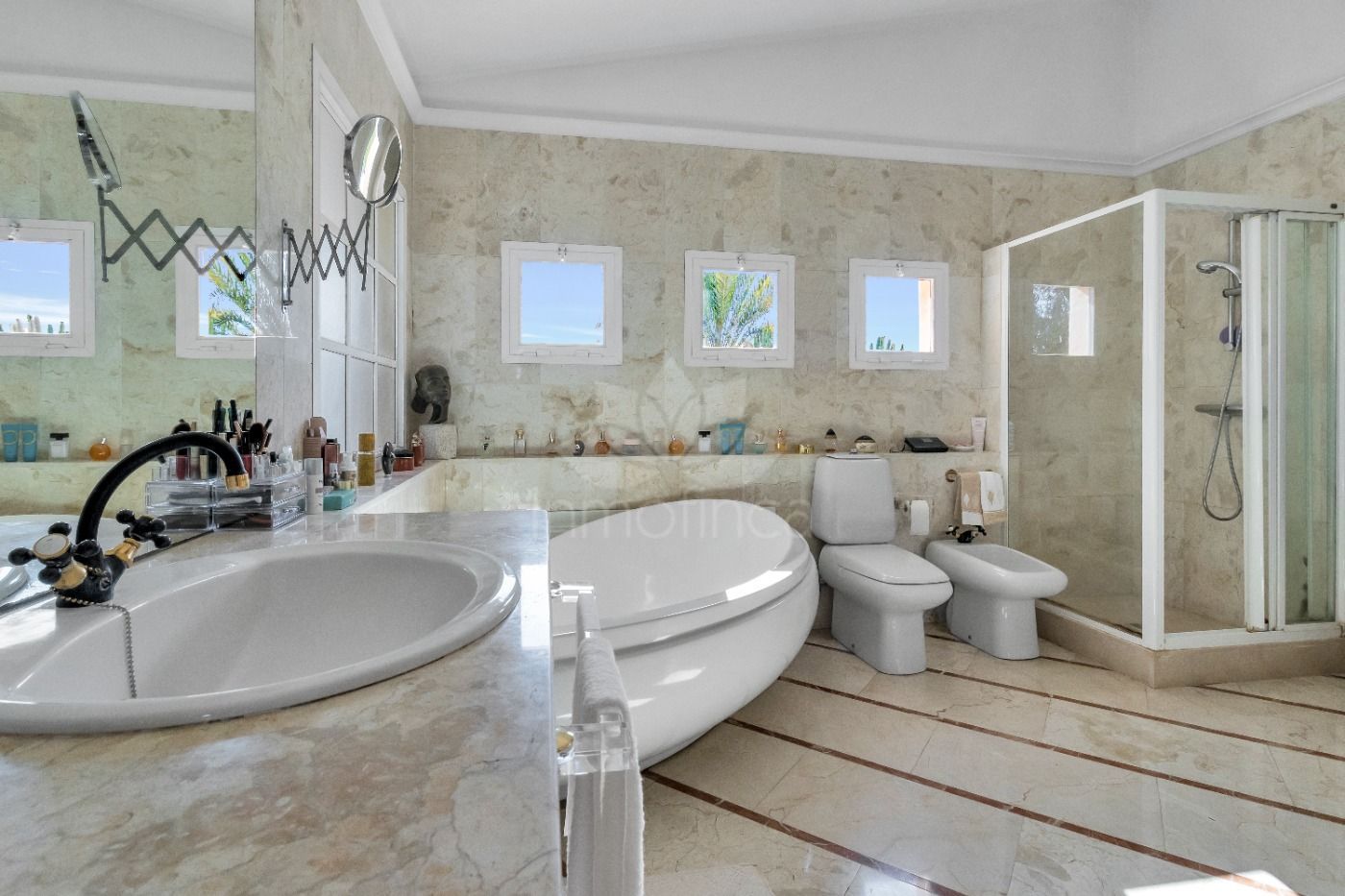 Villa in Atalaya Golf, Estepona