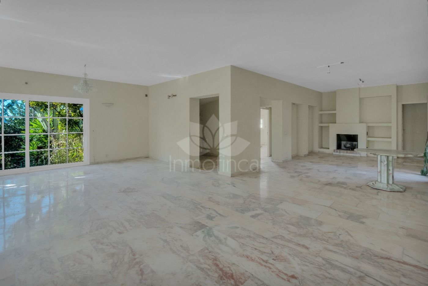 Villa in Atalaya Golf, Estepona