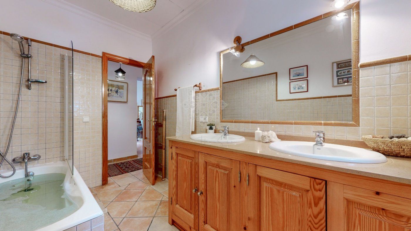 Villa en San Martin del Tesorillo