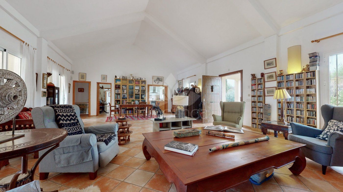 Villa in San Martin del Tesorillo