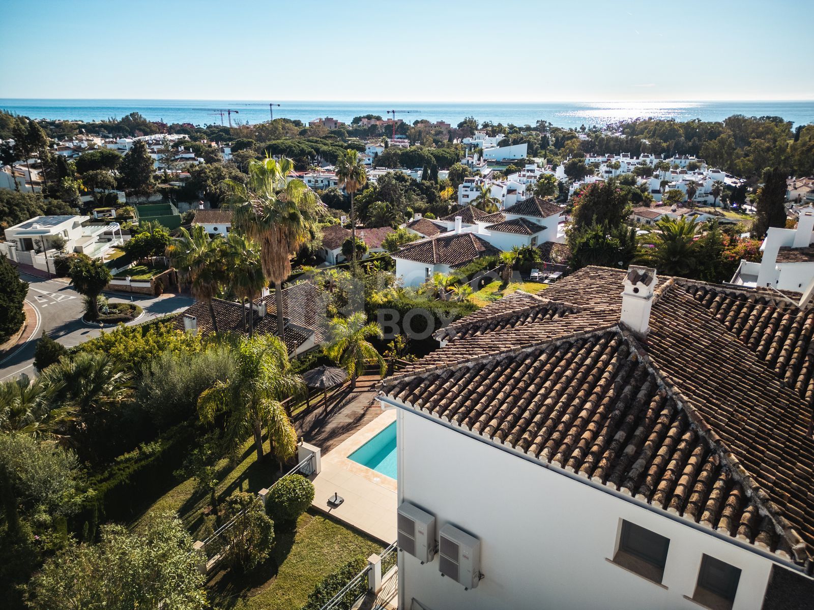 Elviria Villa with panoramic sea views