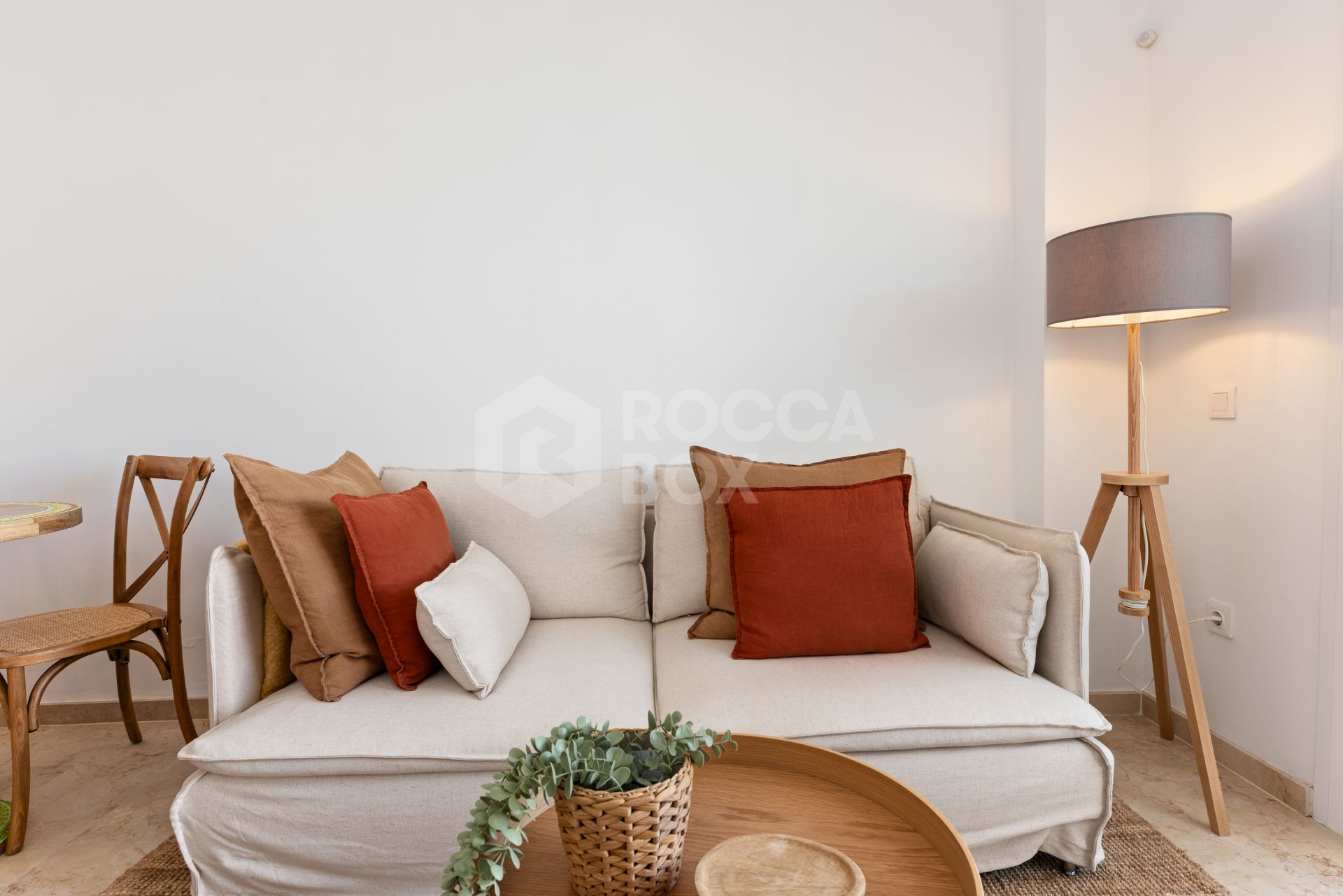 Elegant Two-Bedroom Apartment in Manilva