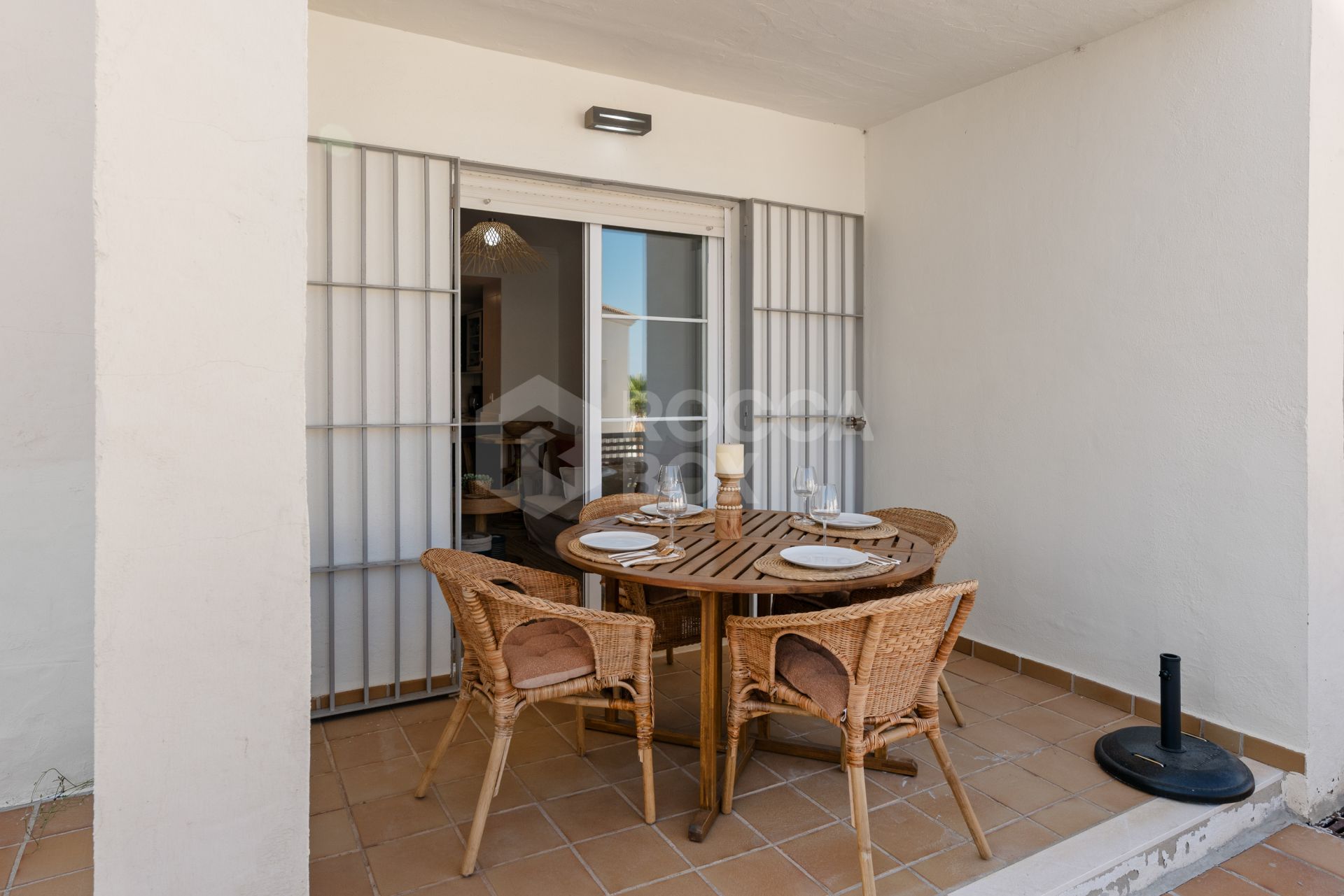 Elegant Two-Bedroom Apartment in Manilva