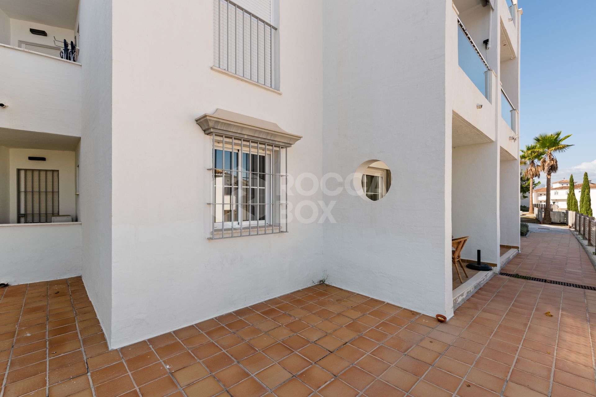 Elegant Two-Bedroom Apartment in Manilva