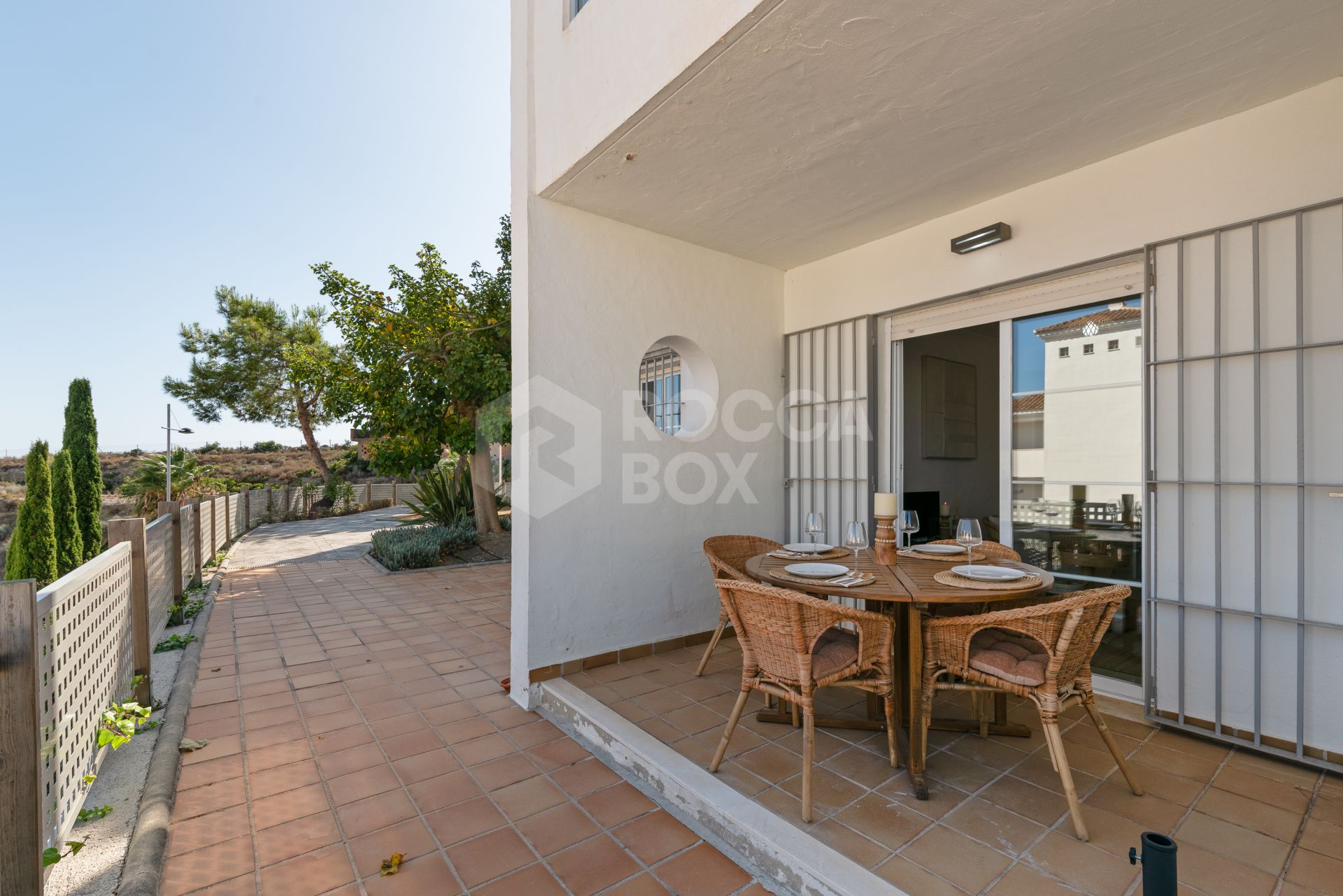 Elegant Two-Bedroom Apartment in Manilva