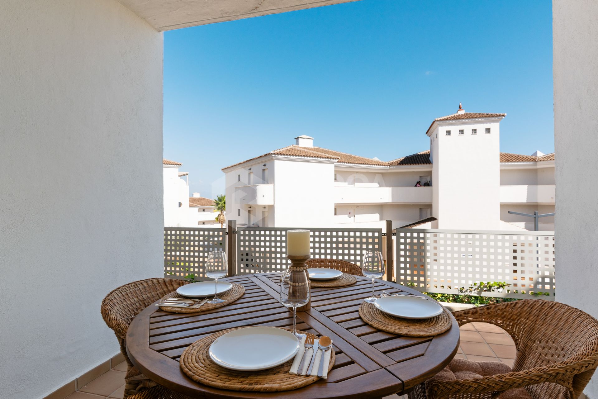 Elegant Two-Bedroom Apartment in Manilva