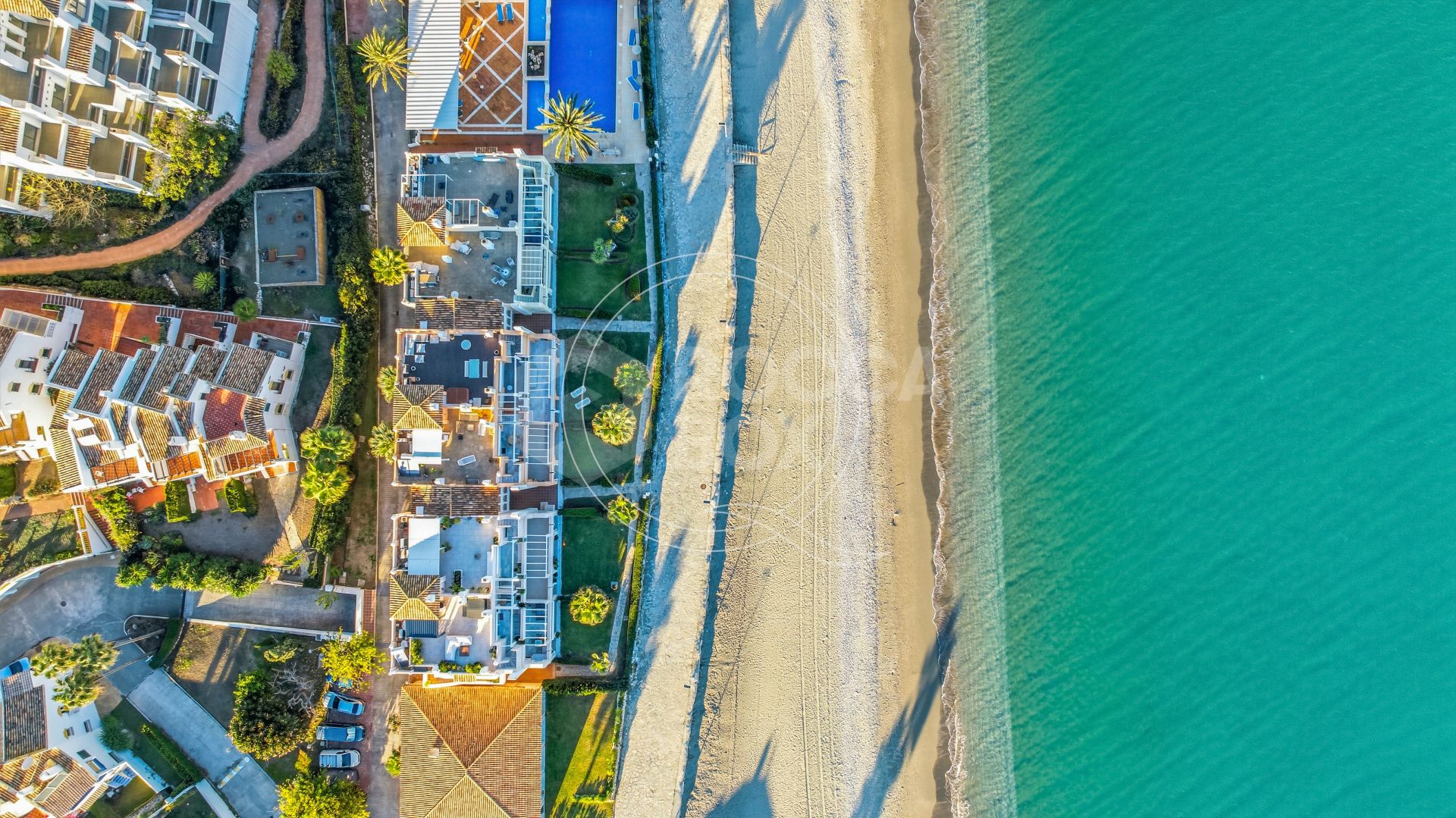 Ground Floor Apartment for sale in Playa del Moral, Estepona West