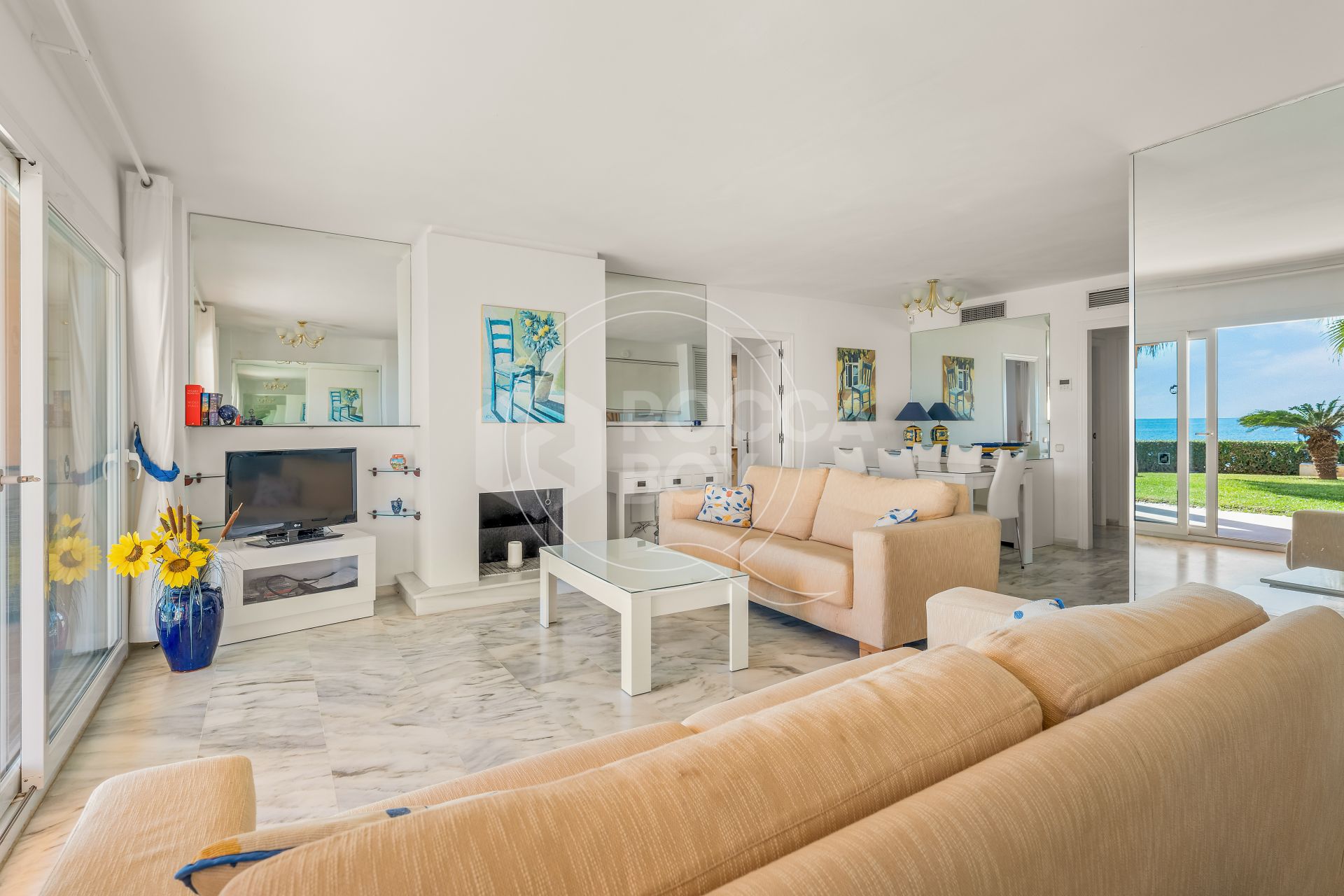 Ground Floor Apartment for sale in Playa del Moral, Estepona West