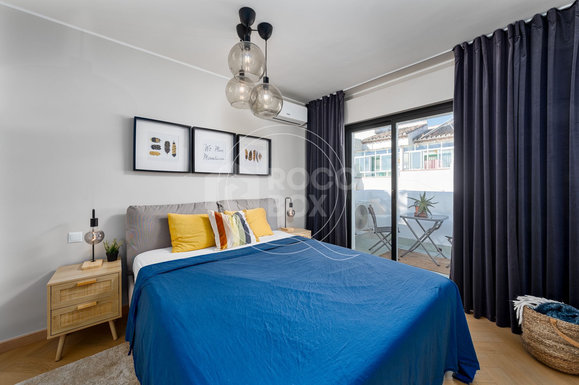 Stunning semi-detached house in Bel Air – official rental licence and 900m from the beach