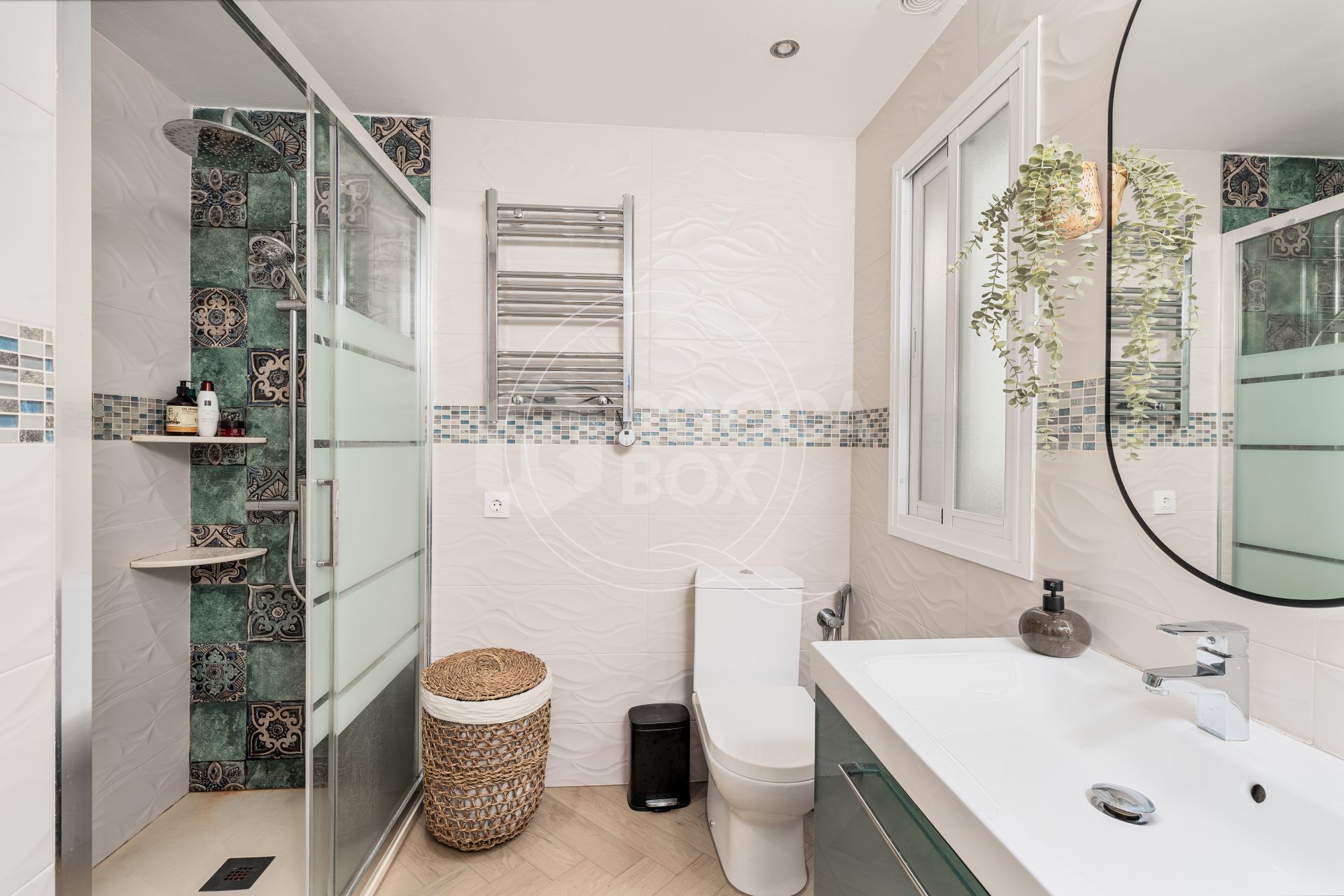 Stunning semi-detached house in Bel Air – official rental licence and 900m from the beach