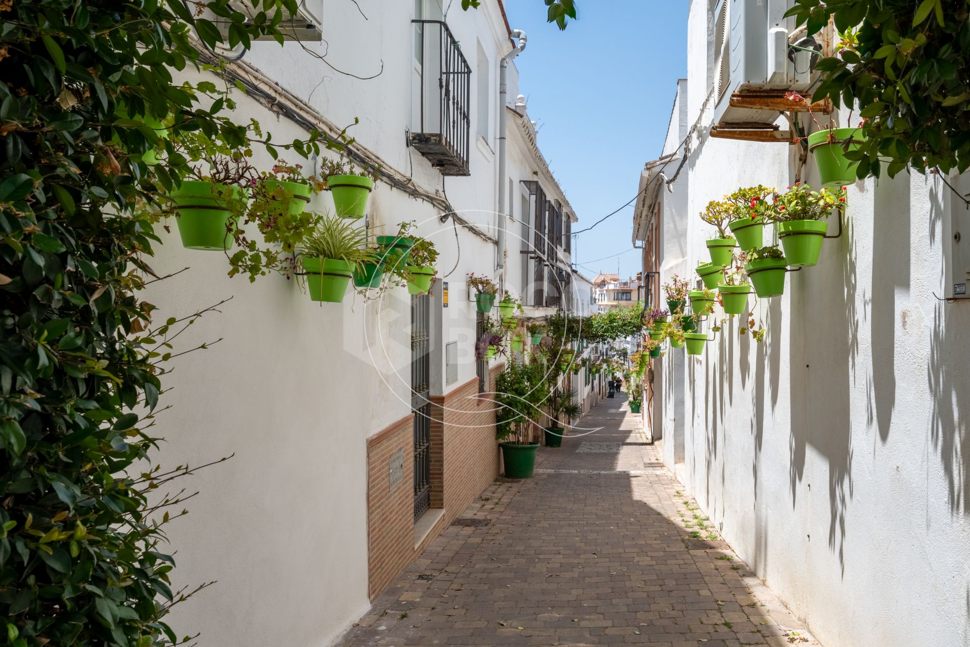 Charming Two-Bedroom Ground Floor Apartment in Estepona Old Town